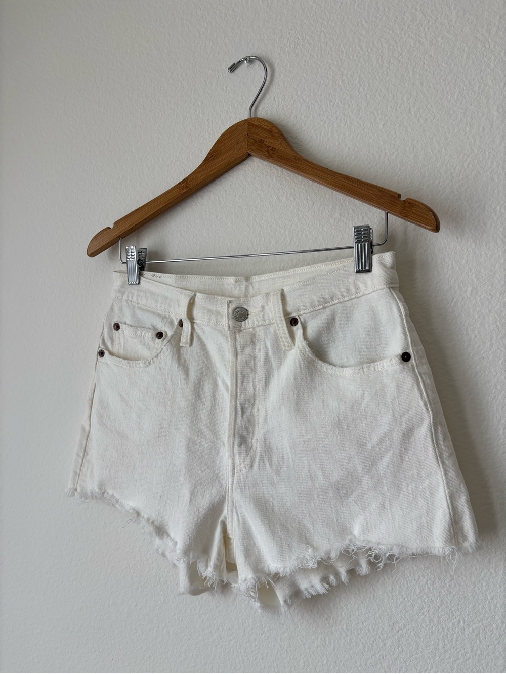 Levi’s 501 White Cut-off Shorts